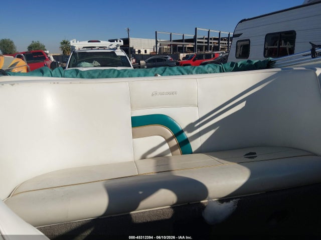 45312394 :رقم المزاد ، RNK45465G495 vin ، 1995 Rinker Boat/trailer مزاد بيع