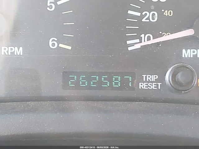 Продаж на аукціоні авто 2000 Jeep Cherokee Sport, vin: 1J4FF48S7YL249373, номер лоту: 45312415