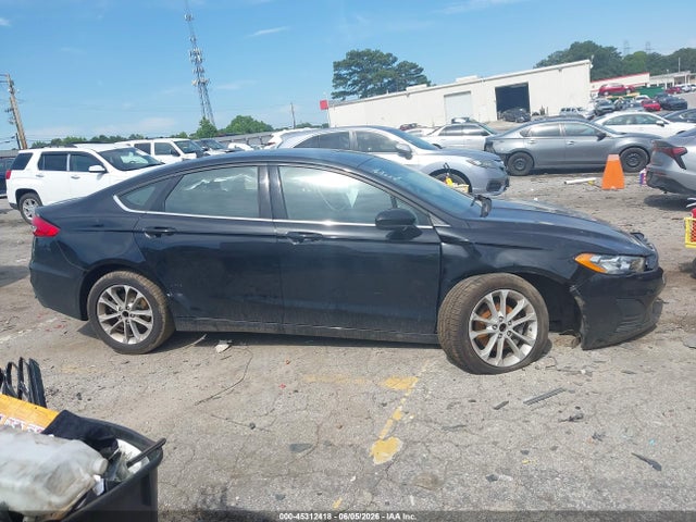 45312418 :رقم المزاد ، 3FA6P0HD7LR249001 vin ، 2020 Ford Fusion Se مزاد بيع