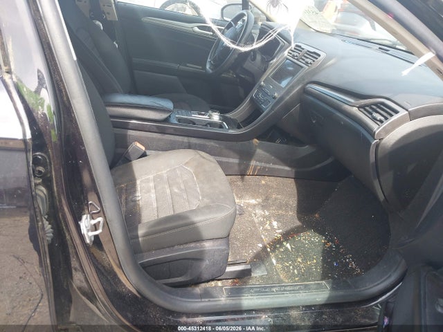 45312418 :رقم المزاد ، 3FA6P0HD7LR249001 vin ، 2020 Ford Fusion Se مزاد بيع