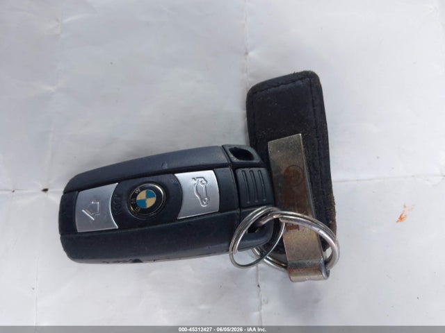 2011 Bmw 328i Xdrive მანქანა იყიდება აუქციონზე, vin: WBAPK7G53BNN86909, აუქციონის ნომერი: 45312427