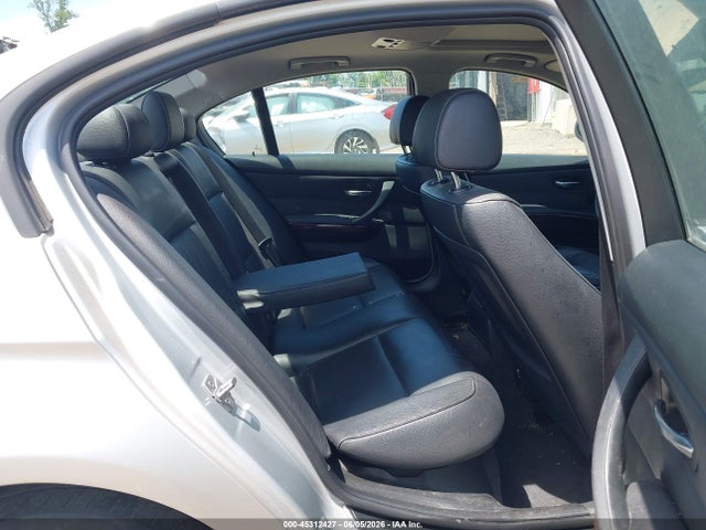 2011 Bmw 328i Xdrive მანქანა იყიდება აუქციონზე, vin: WBAPK7G53BNN86909, აუქციონის ნომერი: 45312427