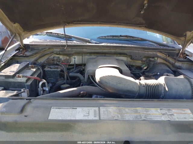 45312458 :رقم المزاد ، 1FMRU1661YLA27792 vin ، 2000 Ford Expedition Xlt مزاد بيع