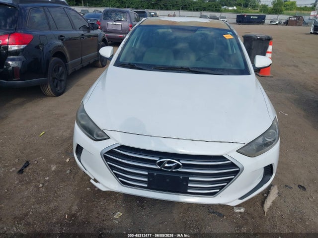 Продажа на аукционе авто 2017 Hyundai Elantra Se, vin: 5NPD84LF6HH123849, номер лота: 45312477