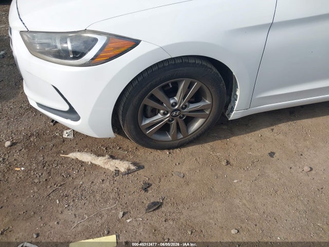 Продажа на аукционе авто 2017 Hyundai Elantra Se, vin: 5NPD84LF6HH123849, номер лота: 45312477