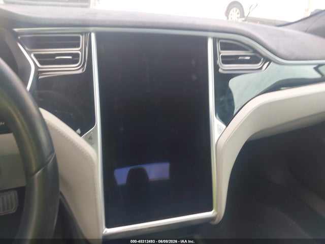 Tesla MODEL S 2015 5YJSA1S28FF086422 Image 17