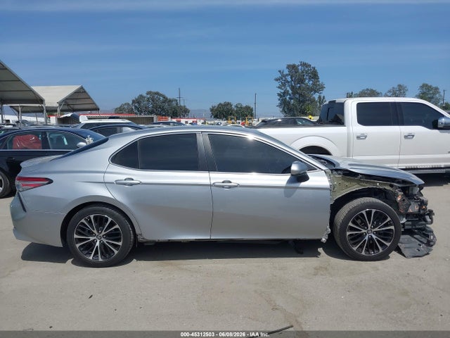 4T1B11HK9KU194018 Toyota CAMRY SE