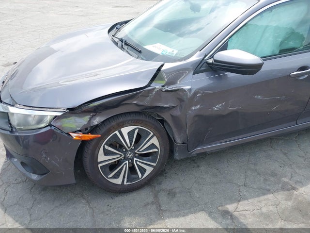 Продажа на аукционе авто 2016 Honda Civic Ex-t, vin: 19XFC1F32GE011592, номер лота: 45312533