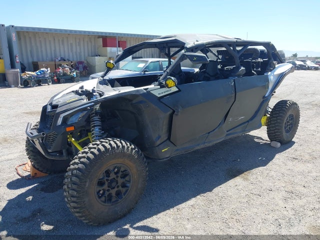 Can-Am Maverick X3 Max Turbo 2018 3JBVMAY41JK000240 Image 2