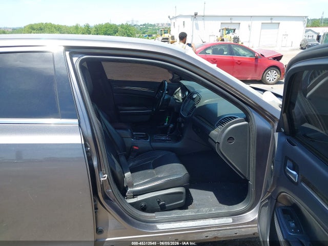 Aukcja sprzedaży 2013 Chrysler 300c, vin: 2C3CCAET0DH650093, numer aukcji: 45312545