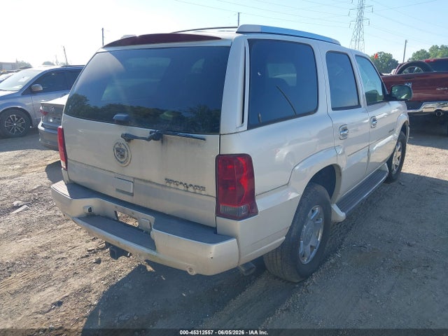 45312557 :رقم المزاد ، 1GYEK63NX5R115552 vin ، 2005 Cadillac Escalade Standard مزاد بيع