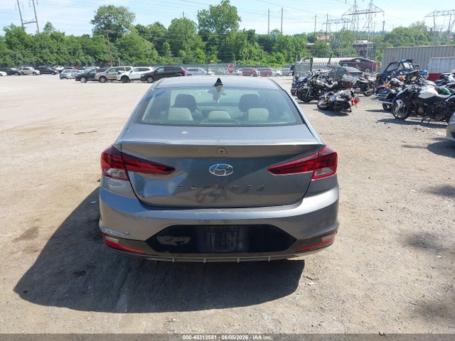 2019 Hyundai Elantra Sel მანქანა იყიდება აუქციონზე, vin: 5NPD84LF8KH403702, აუქციონის ნომერი: 45312581