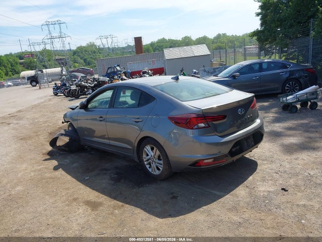 2019 Hyundai Elantra Sel მანქანა იყიდება აუქციონზე, vin: 5NPD84LF8KH403702, აუქციონის ნომერი: 45312581