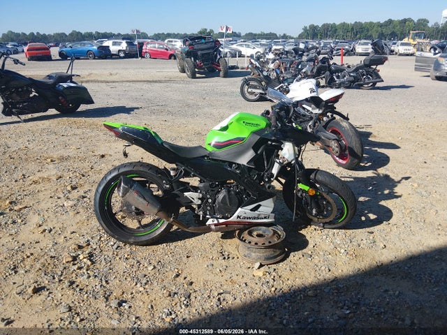 2022 Kawasaki Ex400 მანქანა იყიდება აუქციონზე, vin: JKAEXKG14NDAG9813, აუქციონის ნომერი: 45312589
