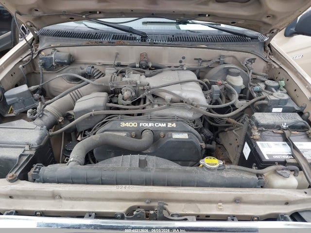 45312606 :رقم المزاد ، 5TEHN72N51Z830125 vin ، 2001 Toyota Tacoma Base V6 مزاد بيع