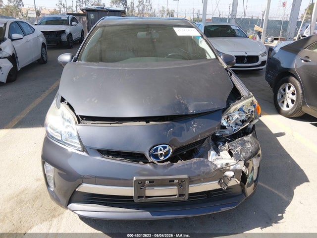 Toyota Prius Plug-in Advanced 2015 JTDKN3DP5F3069342 Image 12