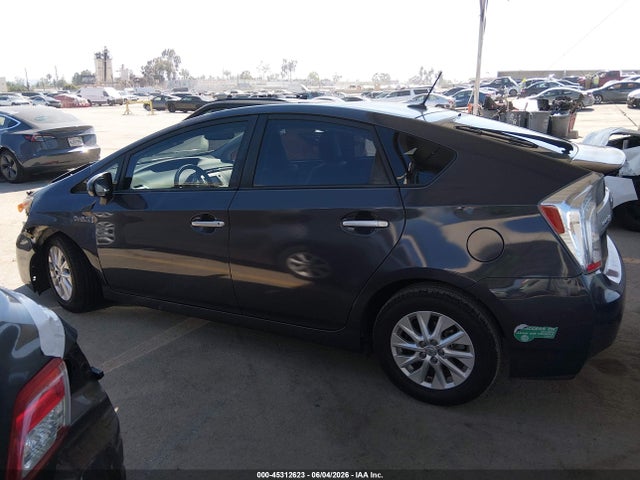 Toyota Prius Plug-in Advanced 2015 JTDKN3DP5F3069342 Image 14