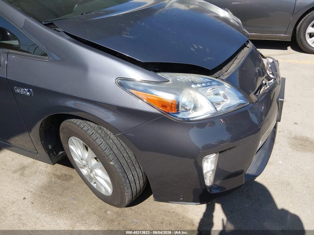 Toyota Prius Plug-in Advanced 2015 JTDKN3DP5F3069342 Image 18