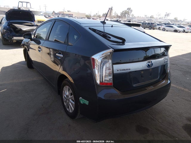 Toyota Prius Plug-in Advanced 2015 JTDKN3DP5F3069342 Image 3