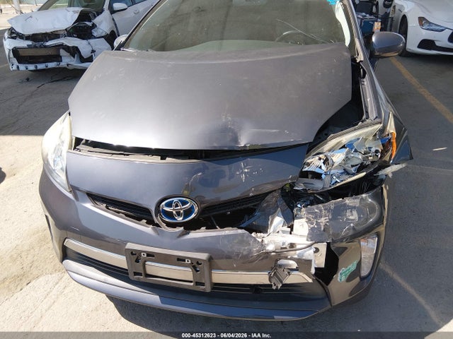 Toyota Prius Plug-in Advanced 2015 JTDKN3DP5F3069342 Image 6