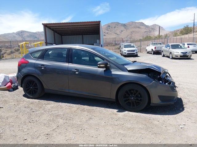 Ford FOCUS SE 2017 1FADP3K24HL239547 Image 12