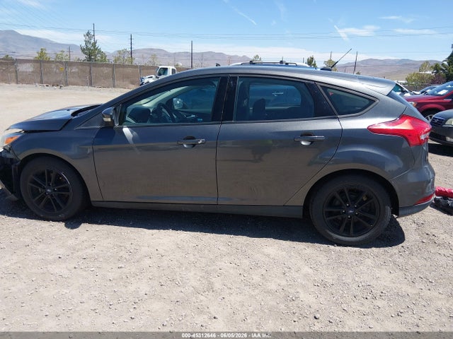 Ford FOCUS SE 2017 1FADP3K24HL239547 Image 13