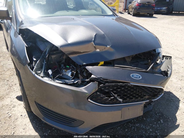 Ford FOCUS SE 2017 1FADP3K24HL239547 Image 6