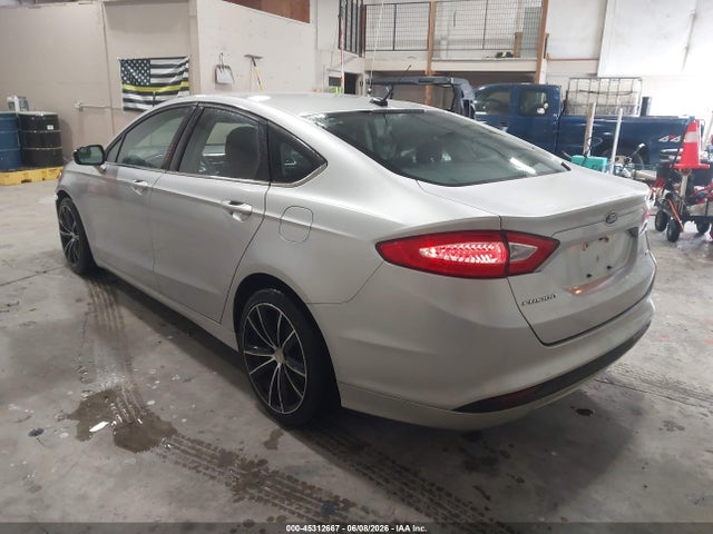 3FA6P0H72GR116792 Ford FUSION SE