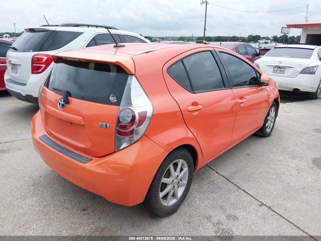 2012 Toyota Prius C Three მანქანა იყიდება აუქციონზე, vin: JTDKDTB33C1010736, აუქციონის ნომერი: 45312678