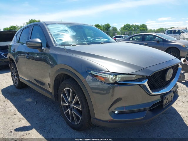 Продаж на аукціоні авто 2018 Mazda Cx-5 Grand Touring, vin: JM3KFBDM7J0315371, номер лоту: 45312680