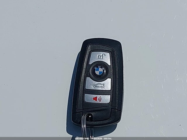 BMW 320i 2018 WBA8A9C55JK622849 Image 11