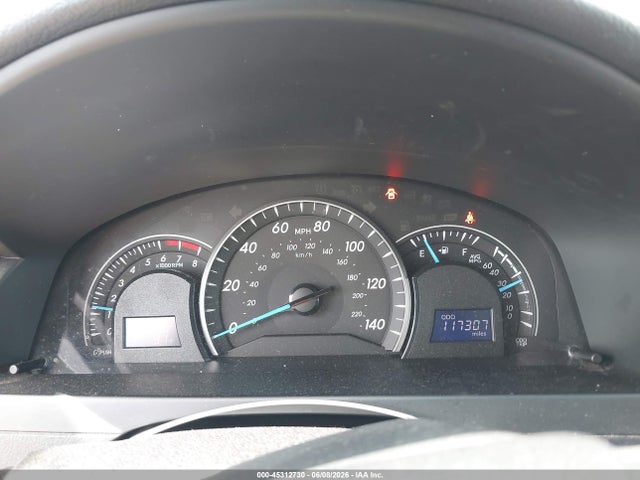 45312730 :رقم المزاد ، 4T4BF1FK3ER430726 vin ، 2014 Toyota Camry Le مزاد بيع