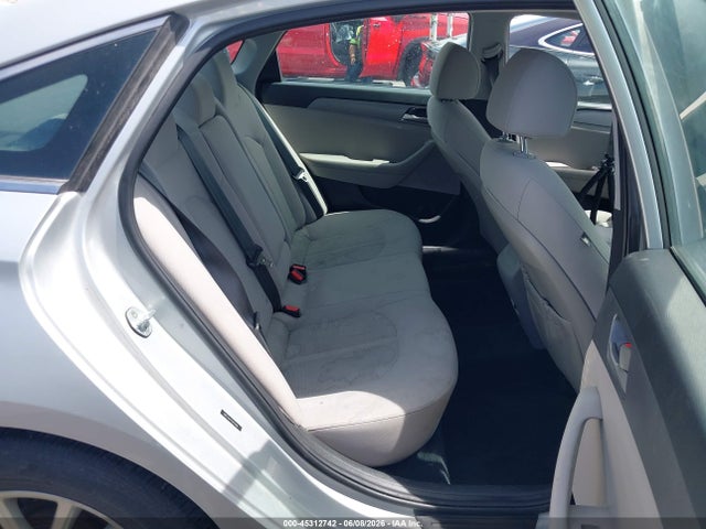 Hyundai SONATA SE 2019 5NPE24AF7KH794186 Image 8