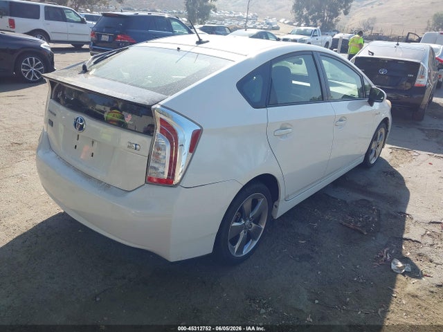 45312752 :رقم المزاد ، JTDKN3DU5D5605391 vin ، 2013 Toyota Prius Three Se مزاد بيع