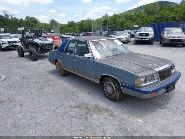 1988 Chrysler Lebaron მანქანა იყიდება აუქციონზე, vin: 1C3BC56K1JF132970, აუქციონის ნომერი: 45312755