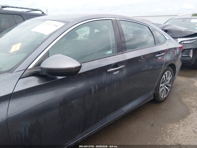 Продажа на аукционе авто 2020 Honda Accord Hybrid, vin: 1HGCV3F17LA008998, номер лота: 45312758