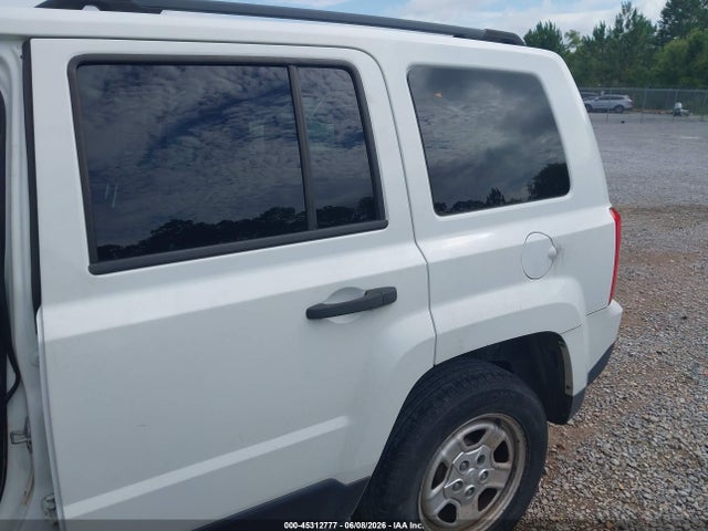 2016 Jeep Patriot Sport მანქანა იყიდება აუქციონზე, vin: 1C4NJRBB7GD573566, აუქციონის ნომერი: 45312777