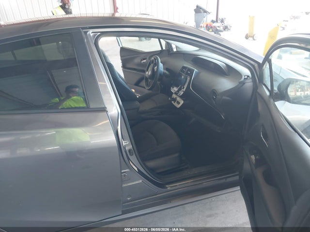 JTDKARFU1G3029388 Toyota Prius Two Eco