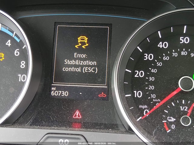Aukcja sprzedaży 2016 Volkswagen E-golf Se, vin: WVWKP7AU8GW903714, numer aukcji: 45312848