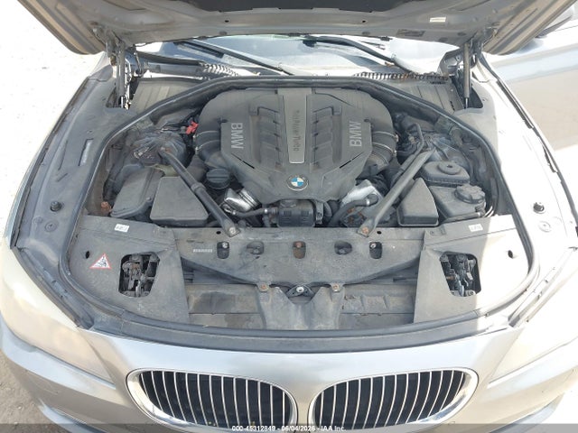 2012 Bmw 750i Xdrive მანქანა იყიდება აუქციონზე, vin: WBAKC6C54CC397173, აუქციონის ნომერი: 45312849
