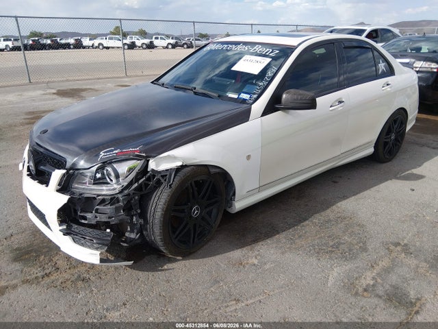 2013 Mercedes-benz C 250 Sport მანქანა იყიდება აუქციონზე, vin: WDDGF4HB6DA778979, აუქციონის ნომერი: 45312854