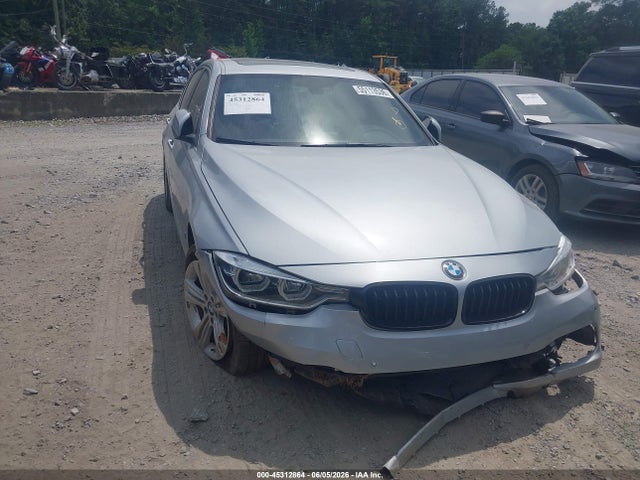 2018 Bmw 330e Iperformance მანქანა იყიდება აუქციონზე, vin: WBA8E1C55JA762976, აუქციონის ნომერი: 45312864