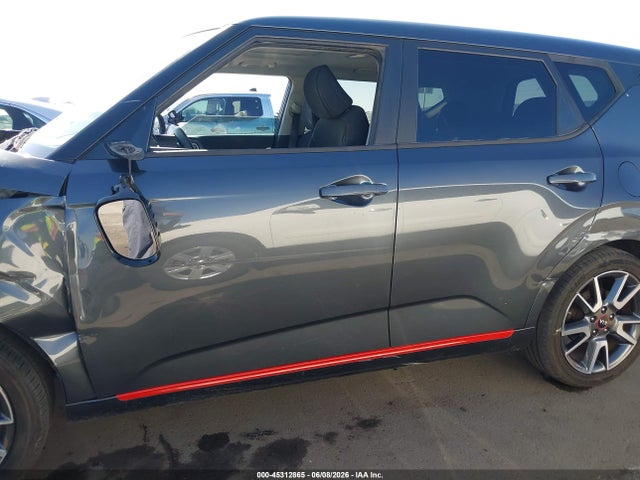 KNDJ63AU6M7774448 KIA Soul Gt-line