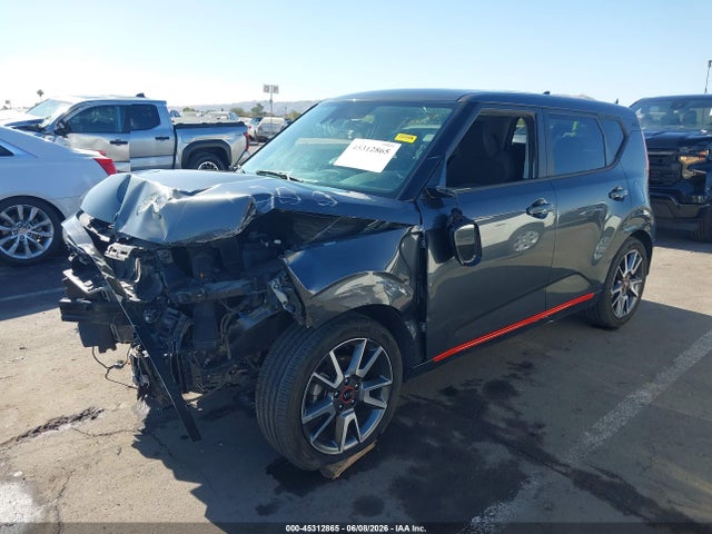 KNDJ63AU6M7774448 KIA Soul Gt-line