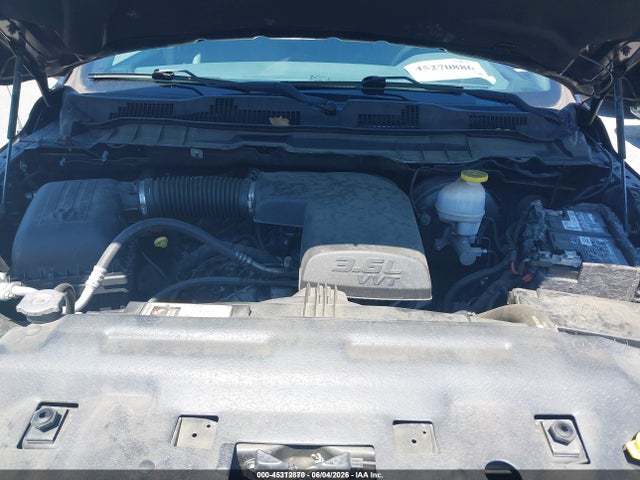 45312870 :رقم المزاد ، 1C6RR7KG8HS770132 vin ، 2017 Ram 1500 Tradesman  4x4 5'7 Box مزاد بيع
