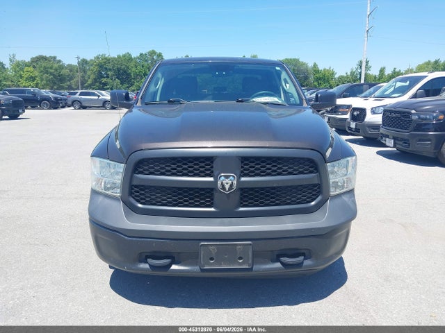 45312870 :رقم المزاد ، 1C6RR7KG8HS770132 vin ، 2017 Ram 1500 Tradesman  4x4 5'7 Box مزاد بيع