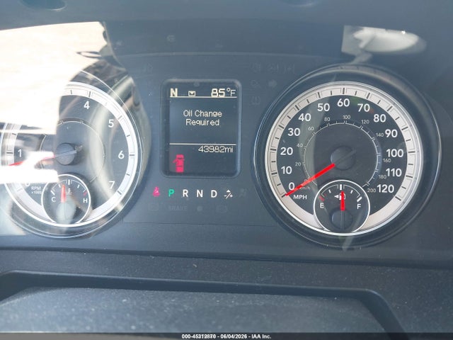 45312870 :رقم المزاد ، 1C6RR7KG8HS770132 vin ، 2017 Ram 1500 Tradesman  4x4 5'7 Box مزاد بيع