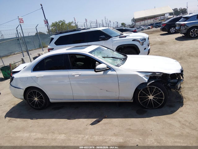 Mercedes-Benz C 300 2018 55SWF4JB4JU253940 Image 13