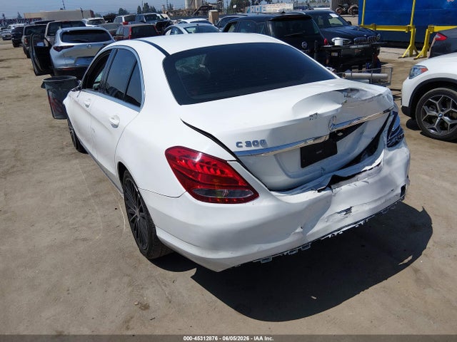 Mercedes-Benz C 300 2018 55SWF4JB4JU253940 Image 3