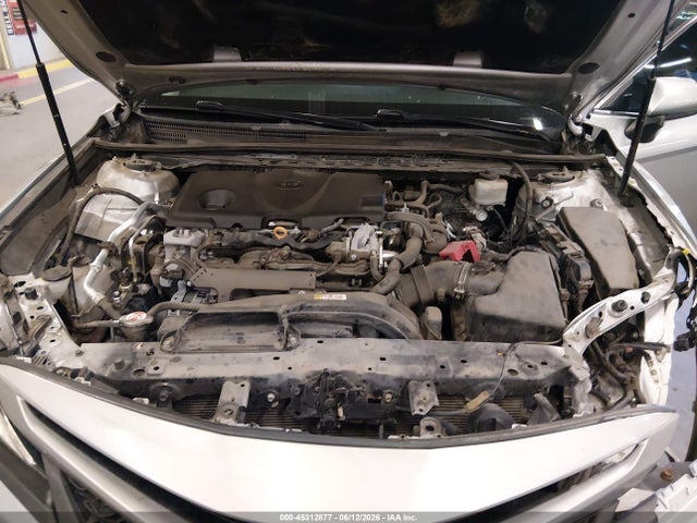 4T1B11HK1JU577658 Toyota CAMRY SE